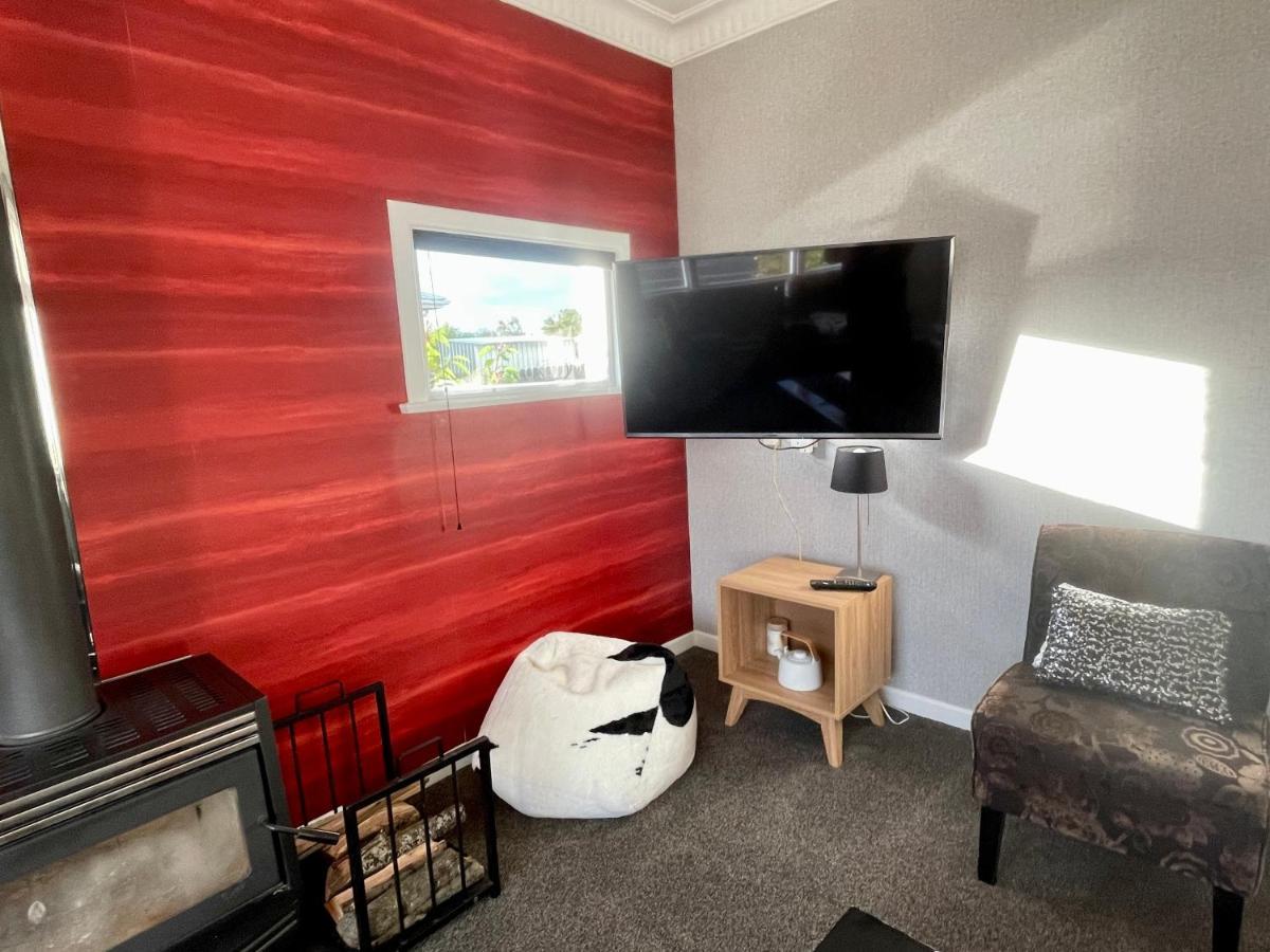 Bungalow On Centre Apartment Invercargill Exterior photo